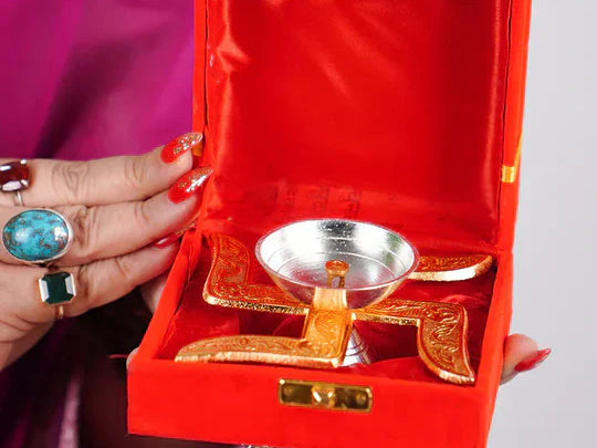 The Illumination of Auspiciousness: Understanding the Swastik Diya