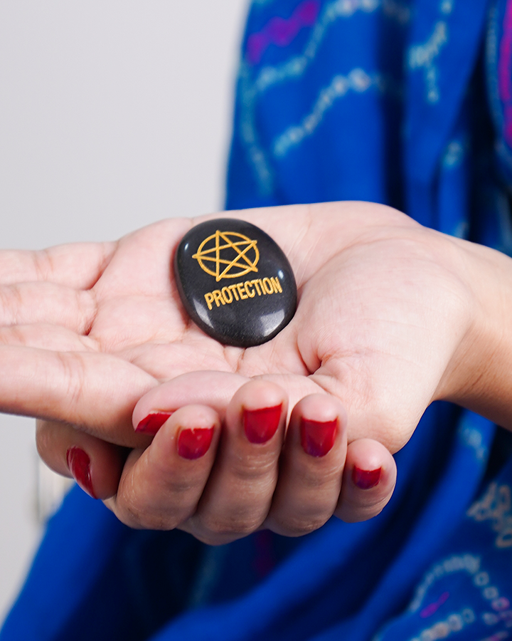 Black Tourmaline Protection Stone – Shield Yourself from Negativity & Evil Eye