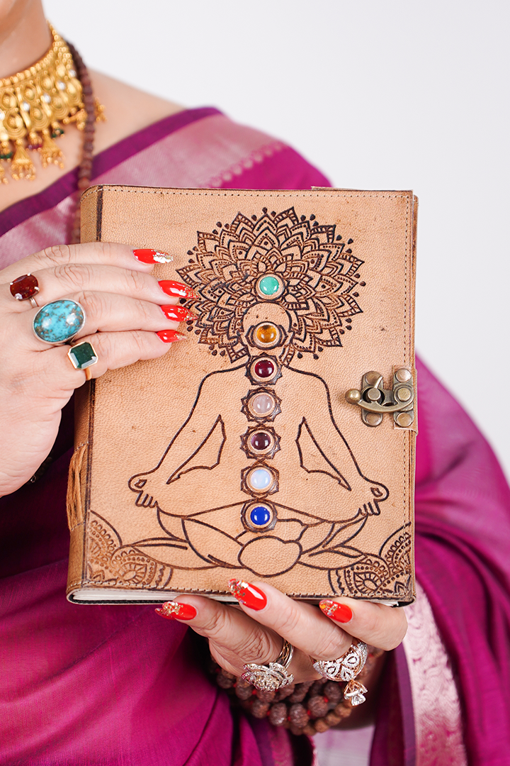 7 Chakra Divine Energy Diary – Balance, Heal & Manifest