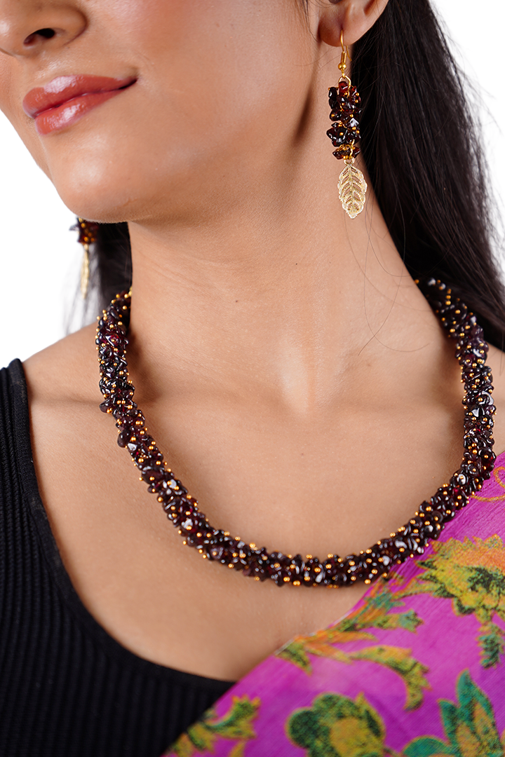 Natural Garnet Necklace with Earrings – Stone of Love, Vitality & Stability